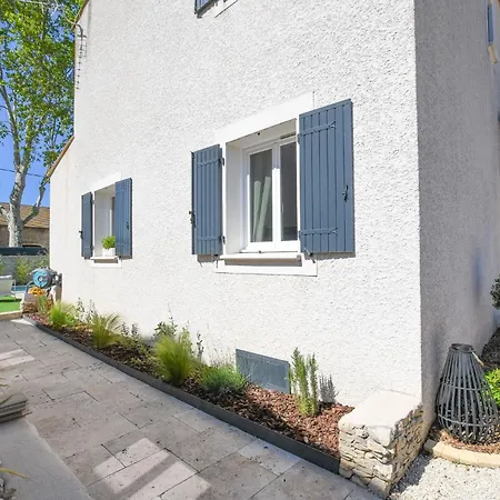 Entre Les Alpilles, La Mer, La Camargue, A Huit Kilometres De Arles ,Villa Des Jasmins ,Piscine,3 Chambres ,Climatisation, Wifi Fibre Raphèle Extérieur photo