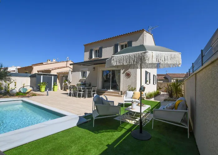 Entre Les Alpilles, La Mer, La Camargue, A Huit Kilometres De Arles ,Villa Des Jasmins ,Piscine,3 Chambres ,Climatisation, Wifi Fibre